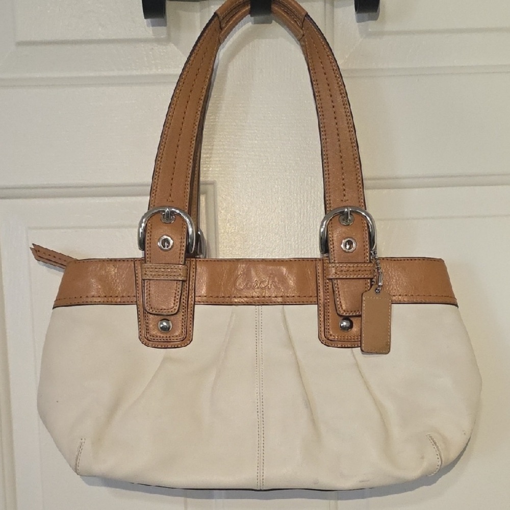 Leather Coach Y2K  Shoulder Bag